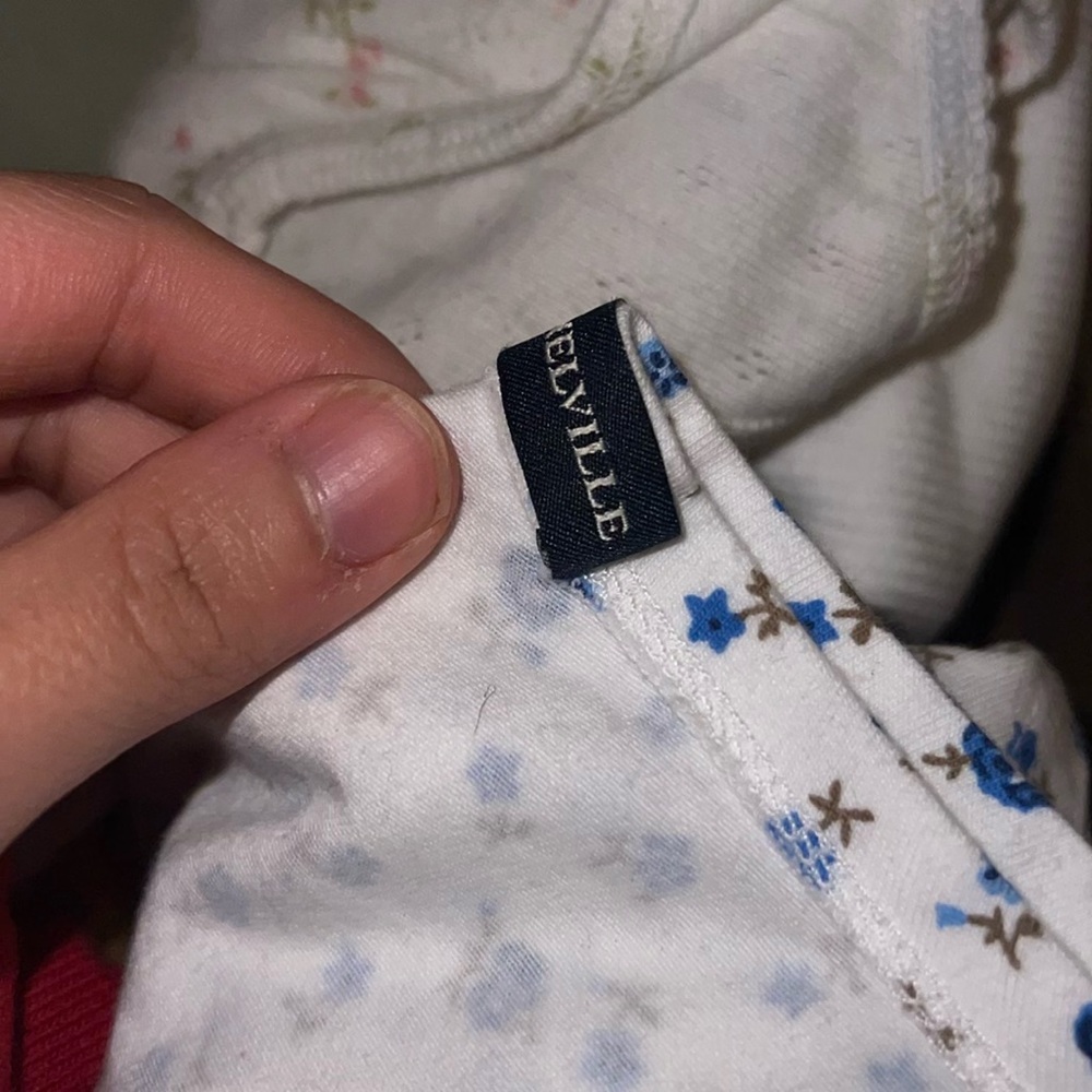 Brandy Melville Custom Style Bundles - Picture 6 of 6